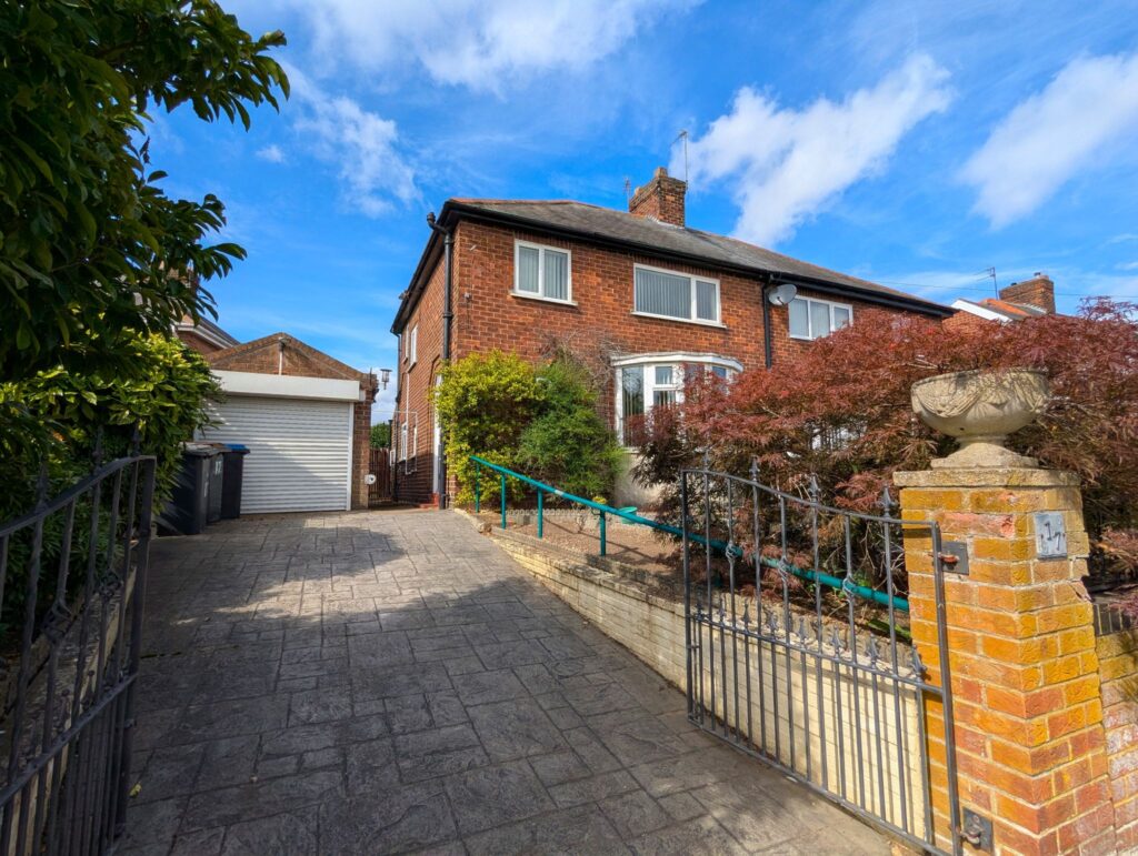 Hadrian Avenue, Chester Le Street, DH3