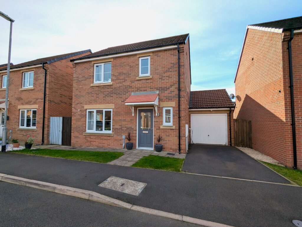 Chester Burn Close, Pelton Fell, DH2