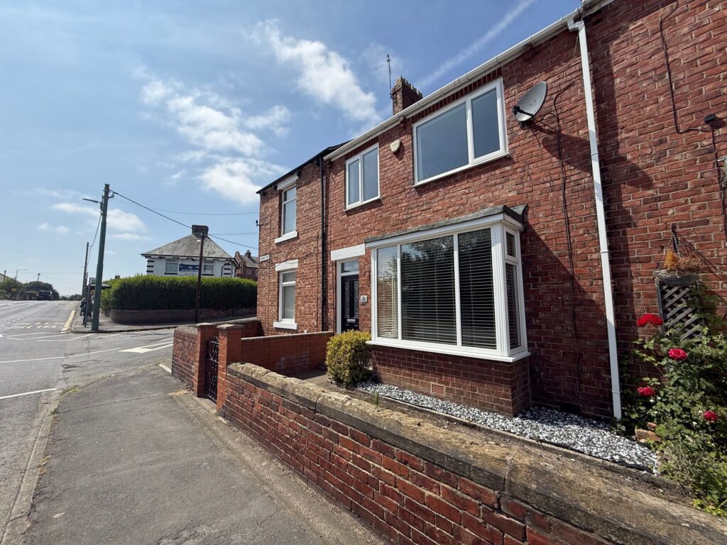 Edward Terrace, Newfield, Pelton. DH2