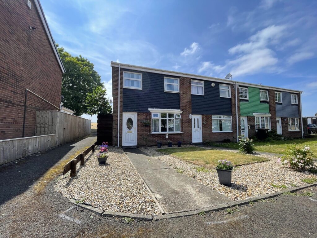 Middleham Close, Ouston, DH2