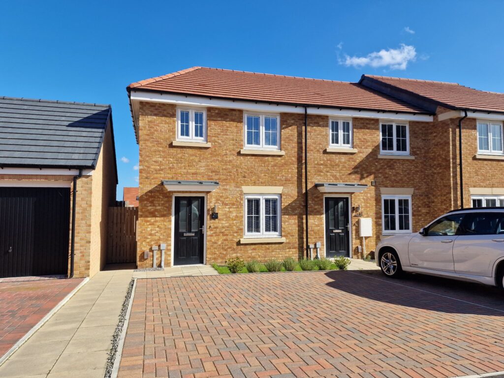 Willow Crescent, High Hold, Pelton, DH2